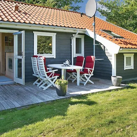 Holiday With Hot Tub 150 * Vejby